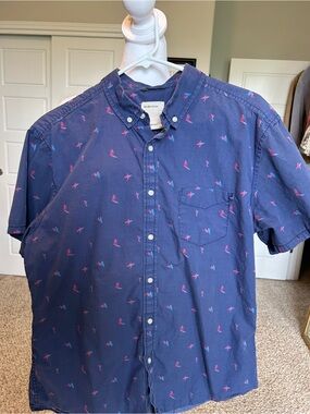 LIFE AFTER DENIM Men’s Short Sleeve Button Down Navy Shirt w/Surfer Print Size S